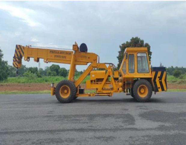 Priyaa RTC3030 30T 2 Part Boom Pick And Carry Crane