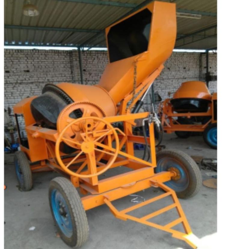 S.M. Equipment Hydraulic Mixer Machine