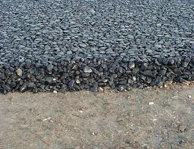 Dense Bituminous Macadam (DBM) road layer
