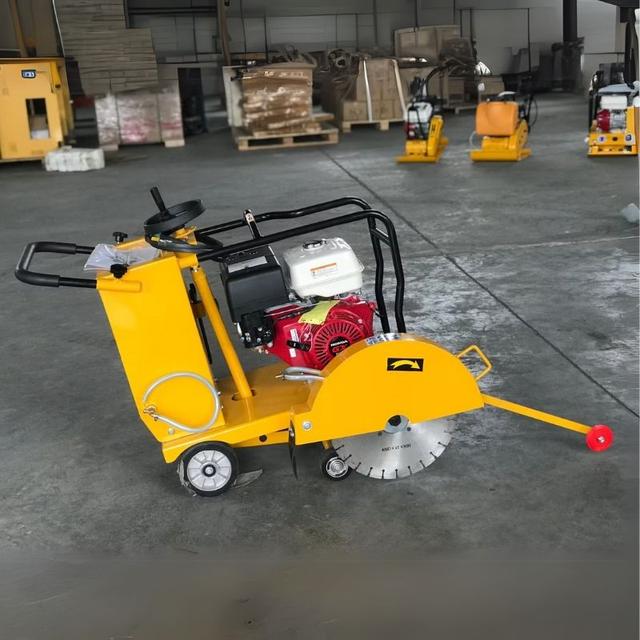 Asphalt Cutter
