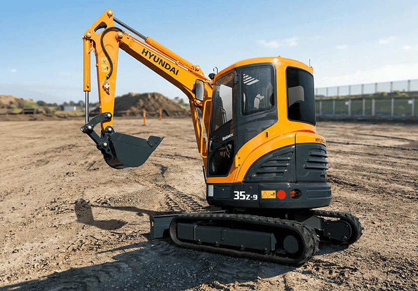 Hyundai R35Z-9 Mini Excavator 3