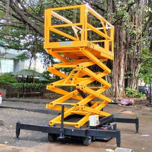 2000 Kg Hydraulic Scissor Lift 10 Ft Height | Stationary Industrial Lift Platform 1