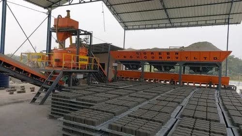 REIT Q GREEN RT3 Paver Block Making Machine 1000–1500 Blocks/Hour | Builder Series 4