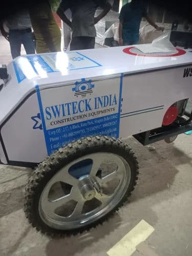 SWITECK INDIA 3 Meter Laser Screed Concrete Flooring Machine – GX160 Engine | Electric Drive