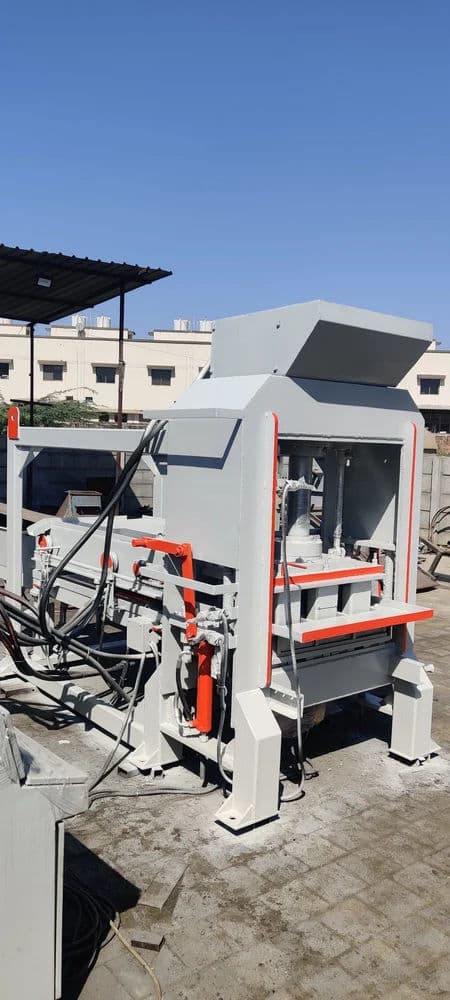 TSM 008 Fully Automatic Concrete Paver Block Machine | 1000–1500 Blocks/Hour 4