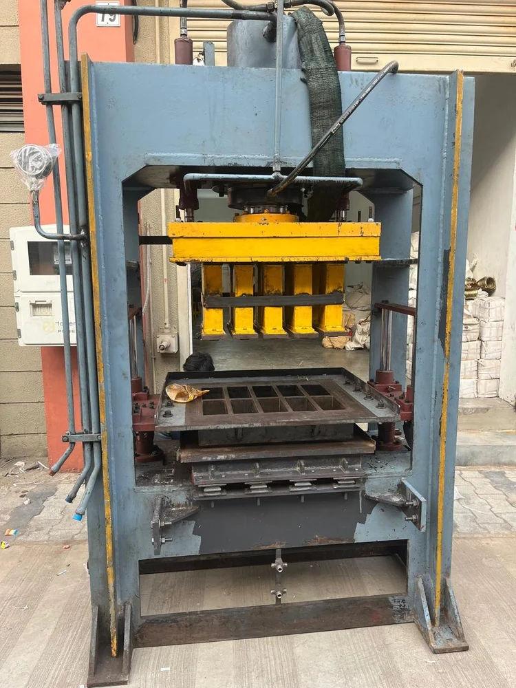 Automatic Fly Ash Brick Making Machine | 1500 Hollow Bricks/Hour 4