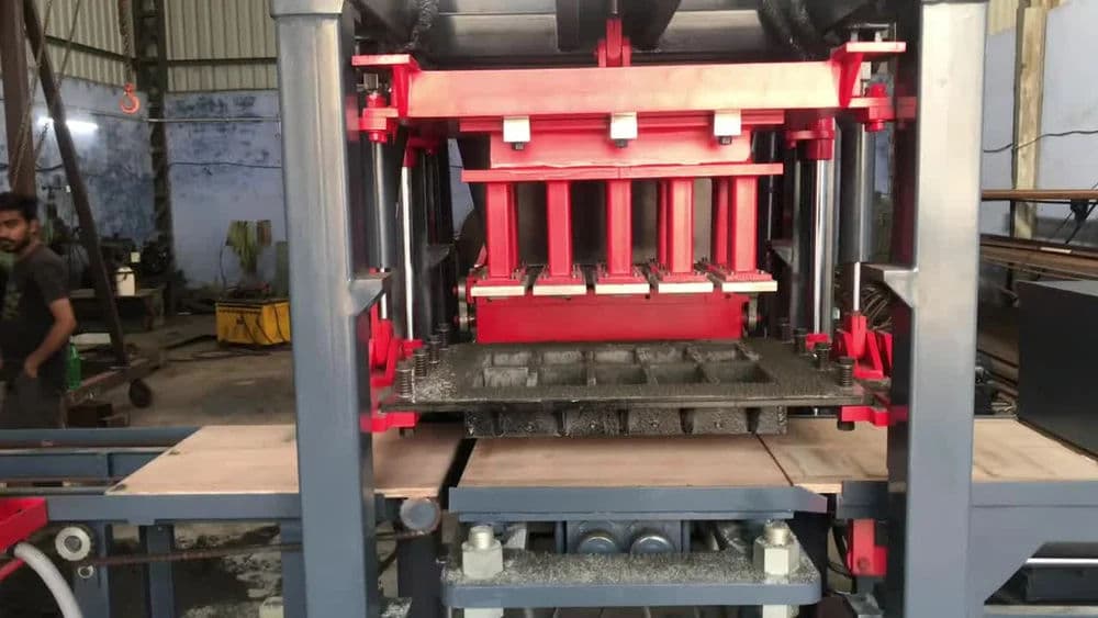 DI 08 Fly Ash Brick Making Machine | 10000 Bricks/8 Hours Automatic 4