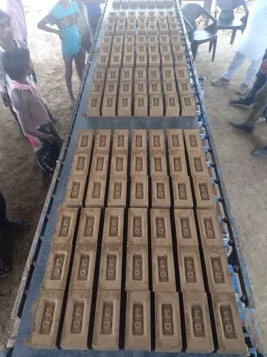 22 HP Fully Automatic Fly Ash Brick Making Machine 2500 Pieces/Hour – Hollow 3