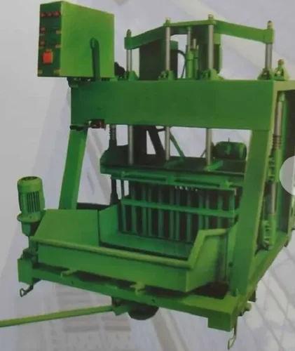 Industrial Cement Brick Making Machine – Durable, Made in India