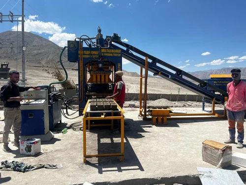 BIRLA TILES MACHINERY Fully Automatic Fly Ash Brick Making Machine – 1500 Bricks/Hour