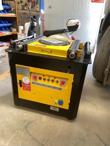 GW42J Automatic Bar Bending Machine | 32 mm Capacity | 180° Bending Angle | Electric Powered 2