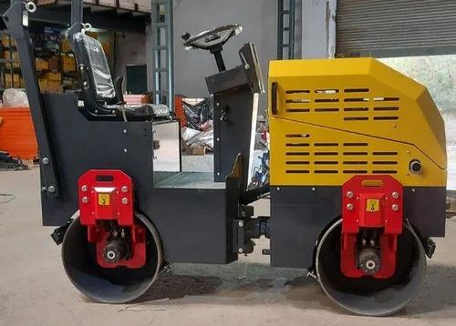 600 mm Drum Ride On Roller | 45 HP Single Drum Road Roller Machine 1