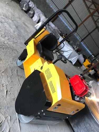 PEEMAC Ride On Roller Double Drum – 16 HP Mini Road Roller, 0–4 km/h Working Speed