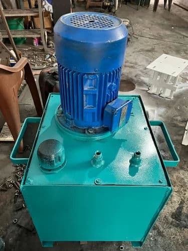 Manual Fly Ash Hydraulic Brick Making Machine | 450–500 Bricks/Hour 3