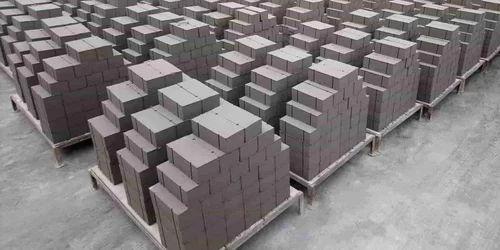 24x8x8 Inch Fly Ash Bricks Grey Cubical Strong Eco-Friendly Construction Bricks 1