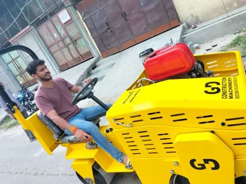 FVR850 Ride On Mini Vibratory Roller (3 Ton) – 700mm Drum Road Roller Price 4