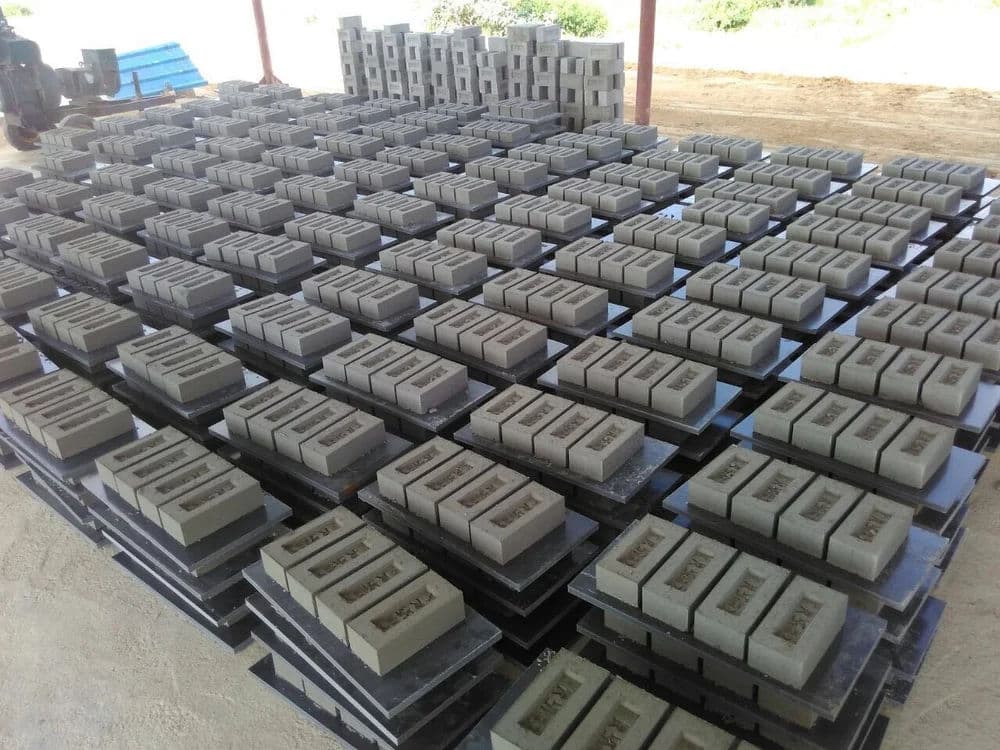 Aneco Automatic Fly Ash Brick Making Machine | 1680 Bricks/Hour Hydraulic