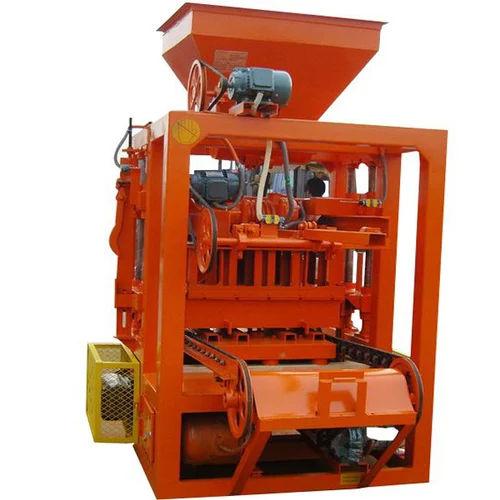 Advance Engineering Hydraulic Block Making Machine – Solid Block Production