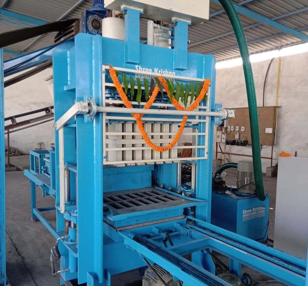 Shree Krishna 1900 Pieces/Hr Concrete Brick Making Machine | Automatic PLC 3