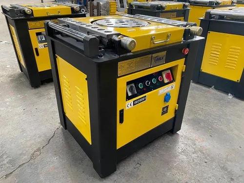 Blue Line B-42J Automatic Bar Bending Machine (90° Angle, 415V, 320Kg) 2