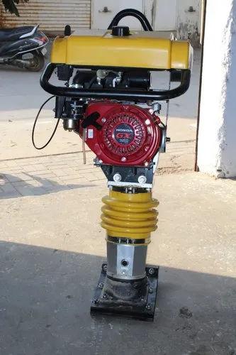 80 Tamping Rammer Honda GX160 5 HP Petrol Soil Compaction Machine 1