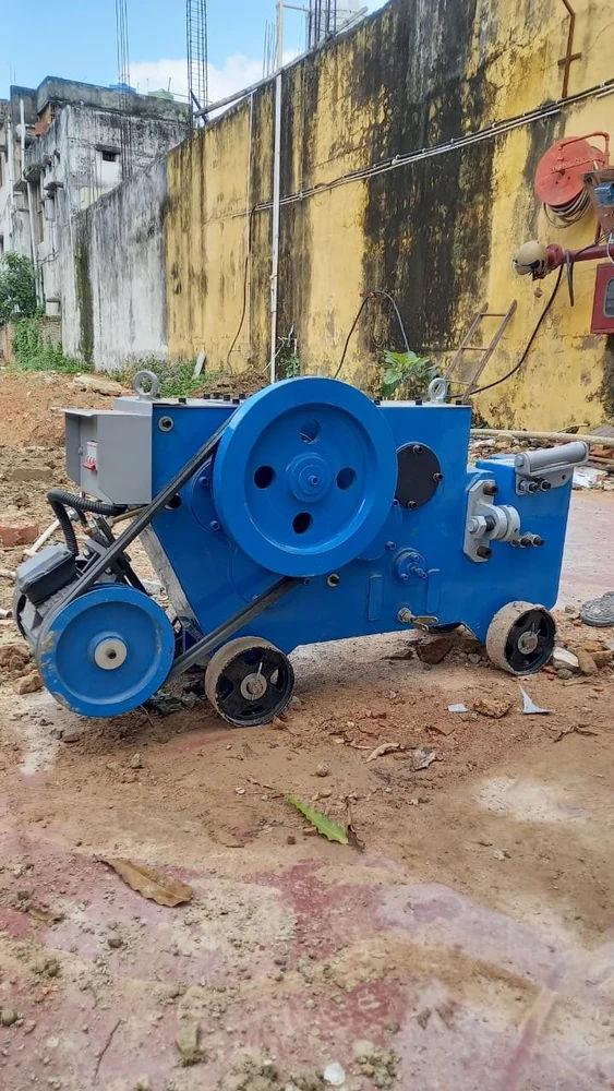 GQ40 Steel Bar Cutting Machine (32mm Capacity) – Portable Electric Rebar Cutter 2