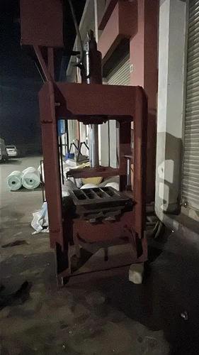 Automatic Fly Ash Brick Making Machine | 1500 Hollow Bricks/Hour 2