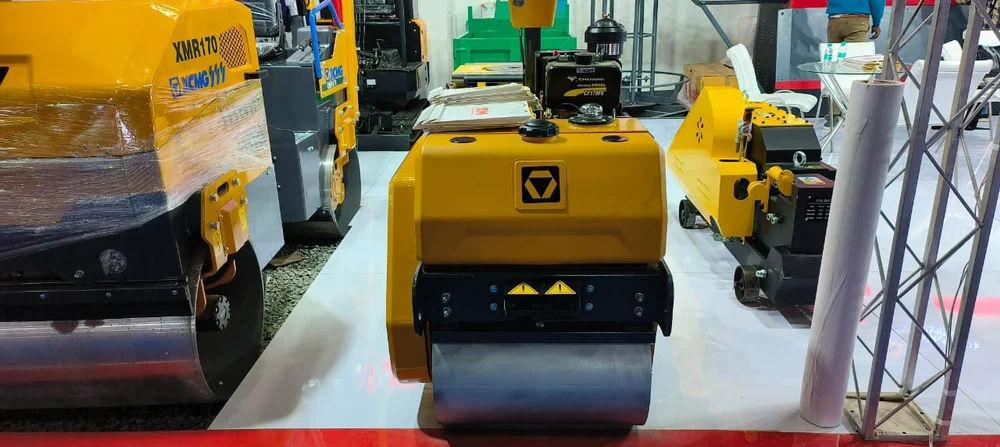 XCMG XMR050 Walk Behind Vibrating Roller – 10HP Hydraulic Double Drum Compactor 3