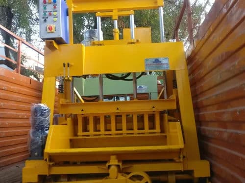 Semi-Automatic Paving Block Making Machine 1000 Blocks/Hour – 440V 6HP 3